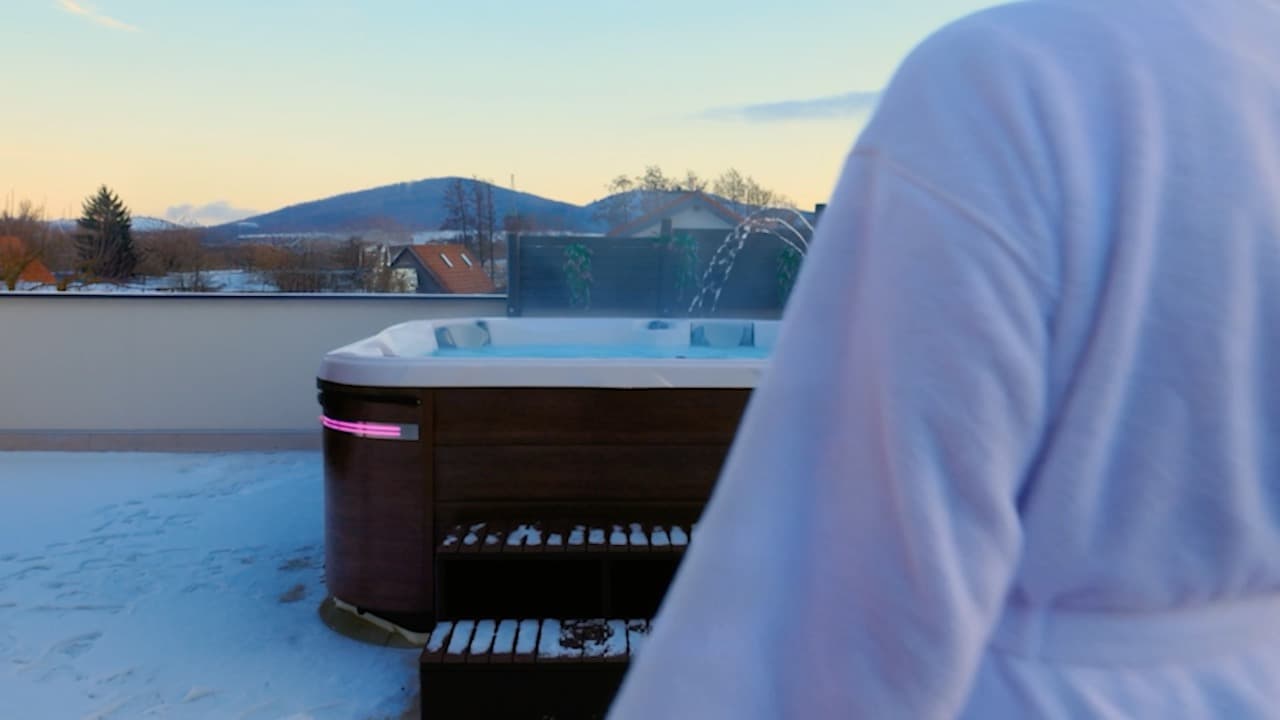 Premium Whirlpool mit allen Features